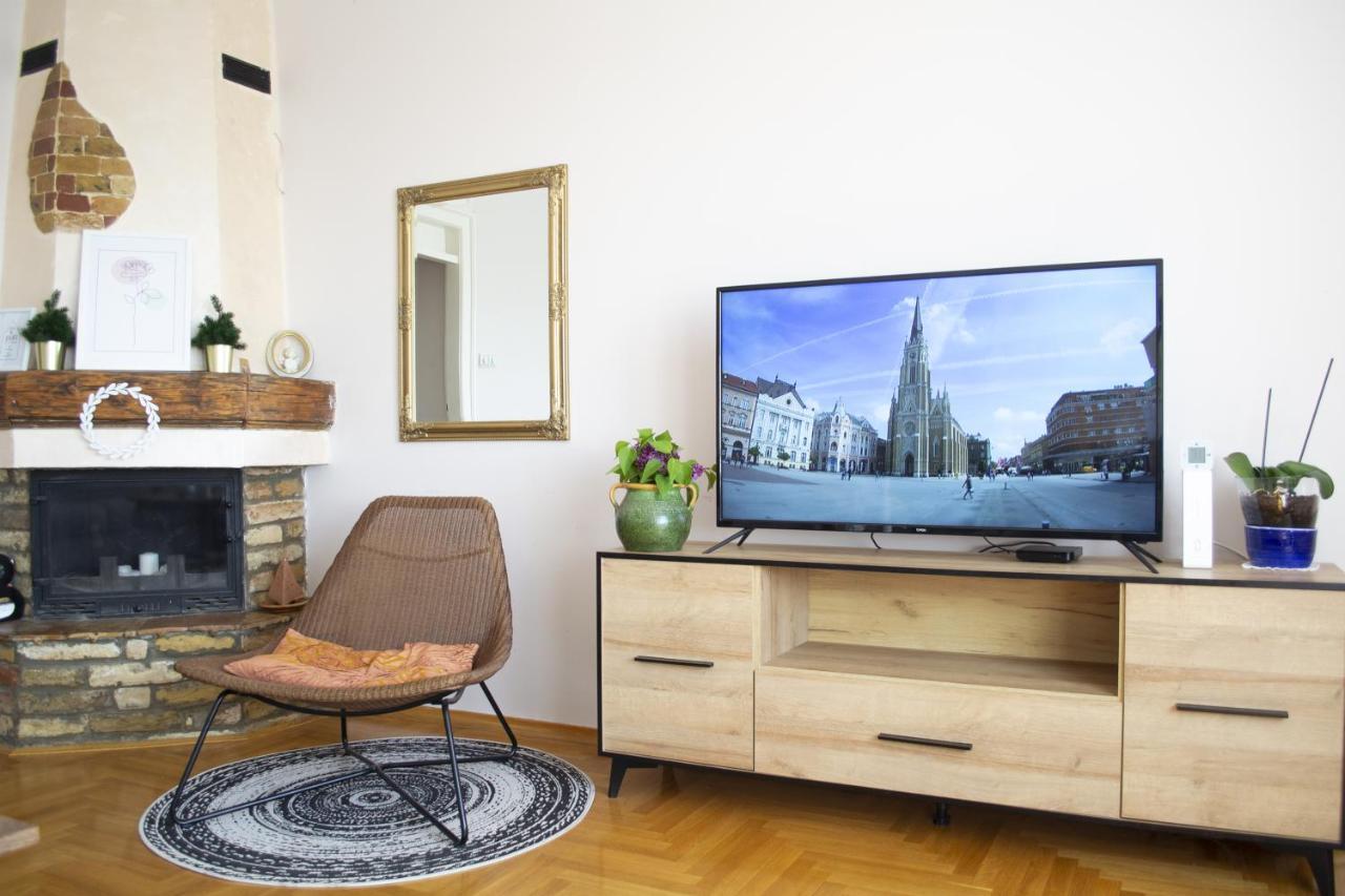 Nicola's Lejlighed Novi Sad Eksteriør billede